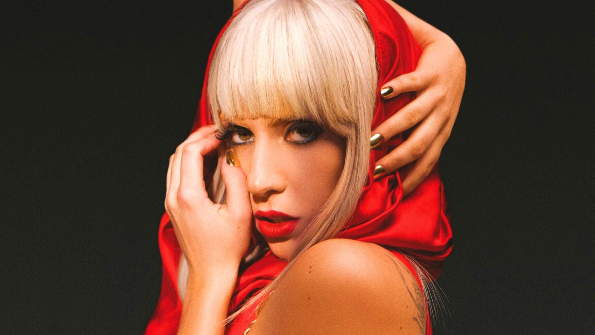 Слушать песню lady. Леди Гага. Стефани Джоанн Анджелина Джерманотта. Леди Гага в Красном капюшоне. Леди Гага фото.
