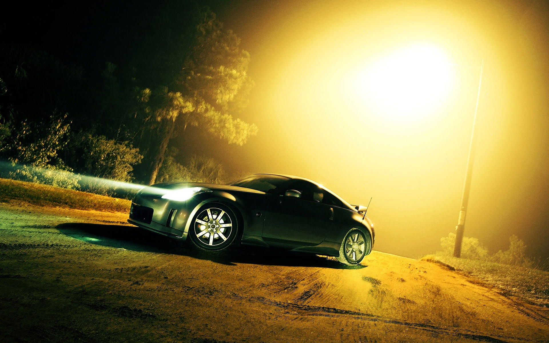 Солнце автомобиль. Nissan 350z Wallpaper. Фон машины. Машина на дороге. Авто на солнце.