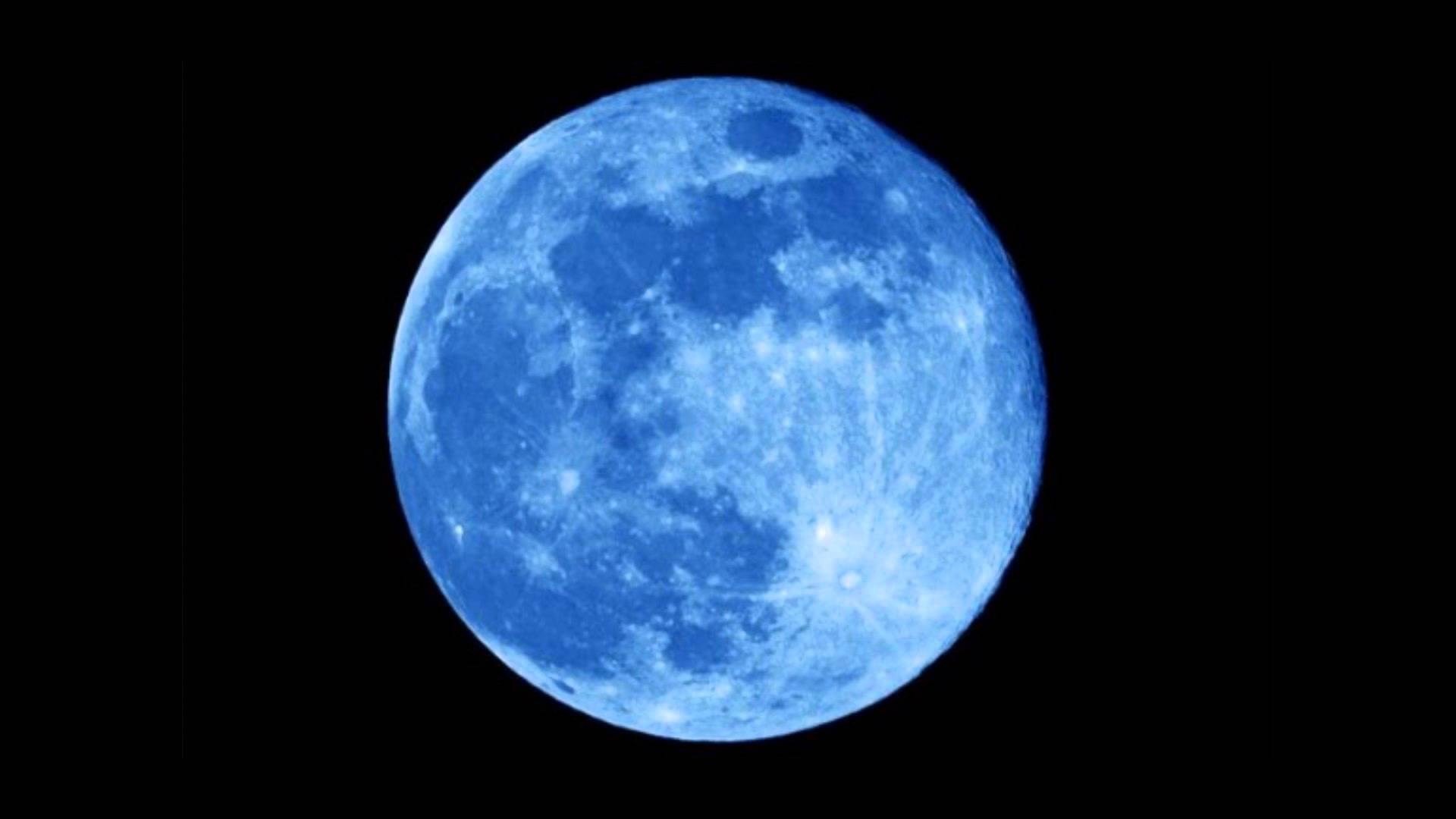 Moon pics. Луна. Луна (Планета). Луна Планета для детей. Синяя Луна.