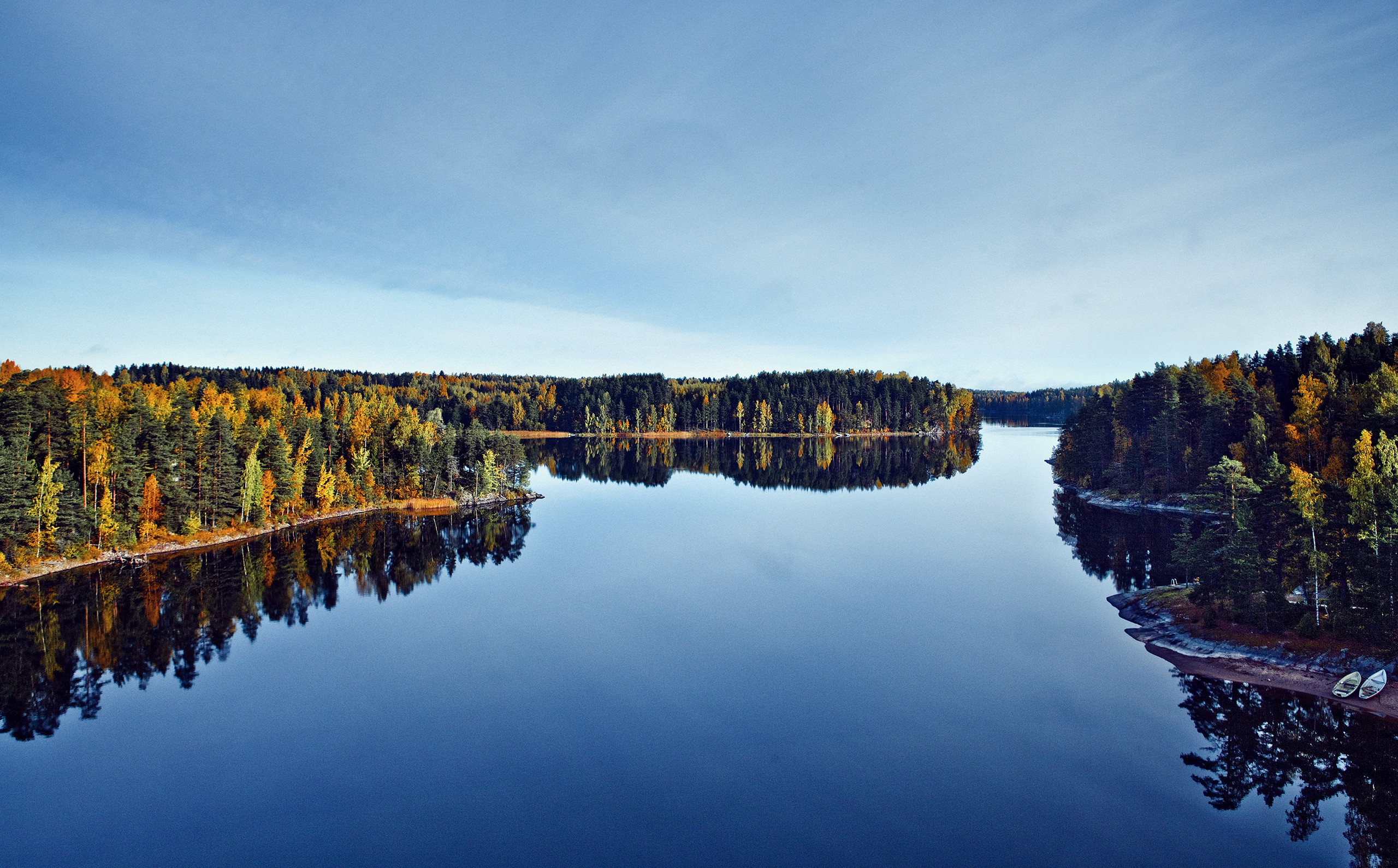 Республика тысячи озер. Озеро Сайма Финляндия. Сайменские озера в Финляндии. Озерное плато Финляндии. Финляндия река Сайма.