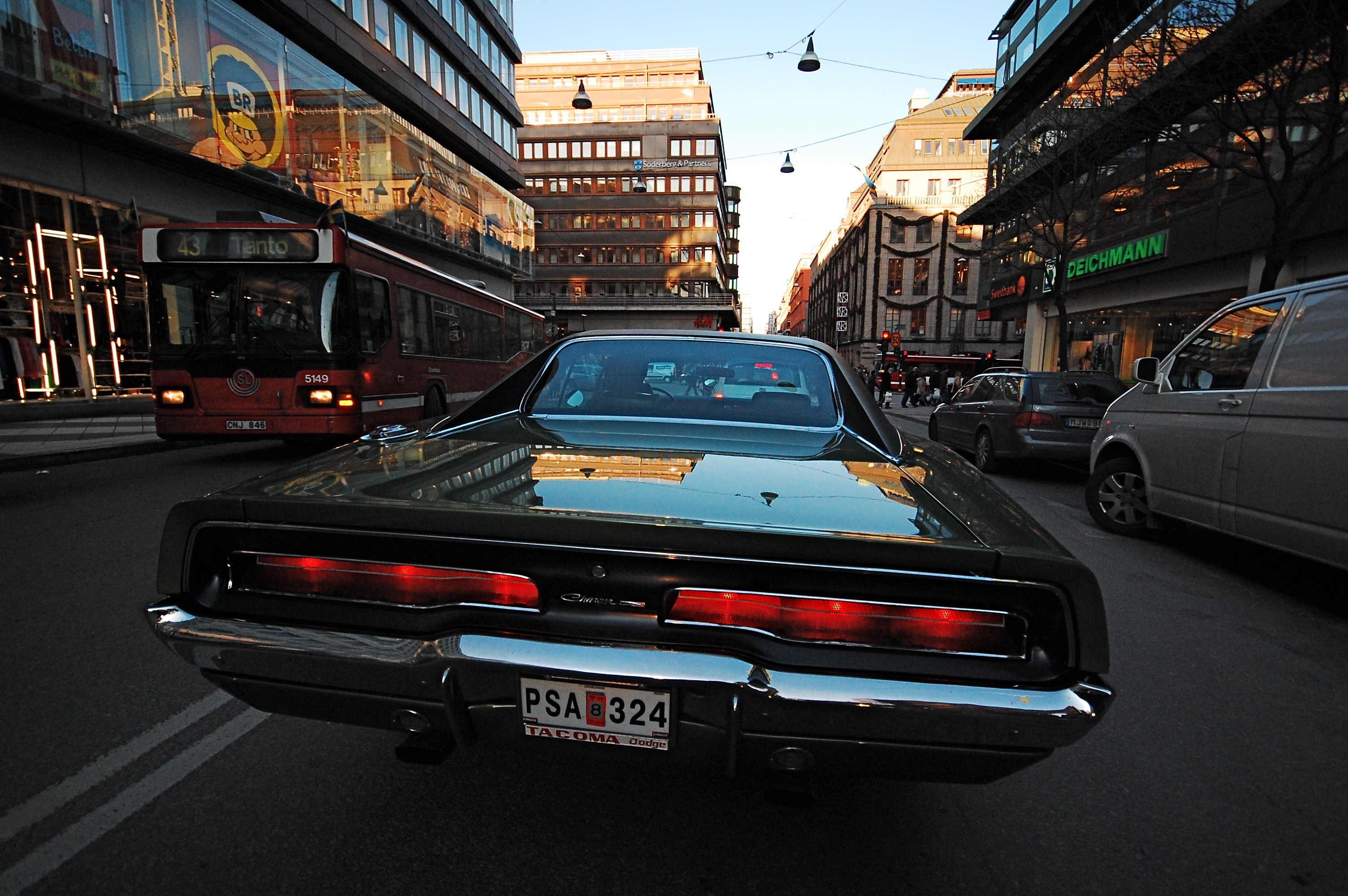 1969 Dodge Charger Wallpaper ①