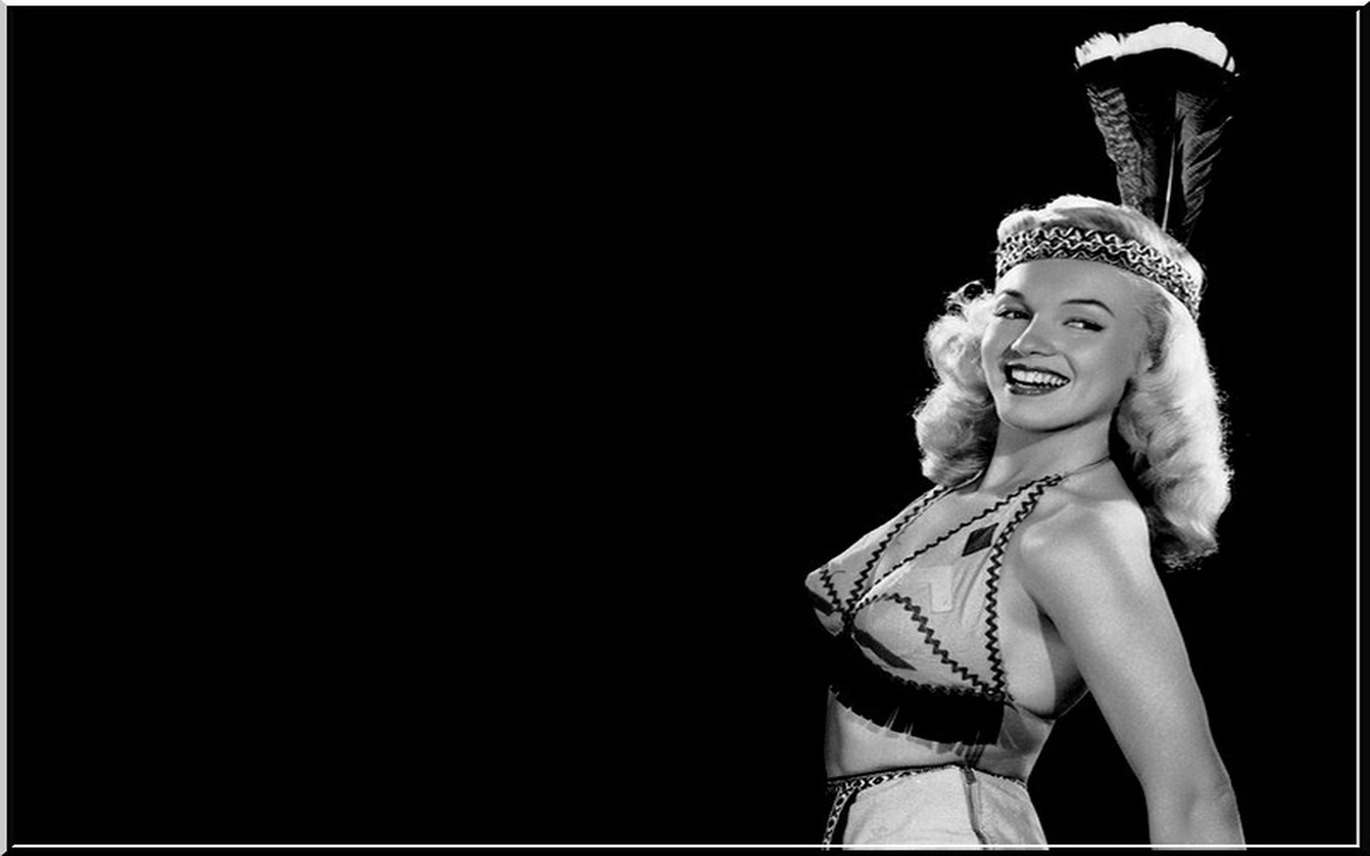 Marilyn Monroe Wallpaper ·① Download Free Amazing Wallpapers Of Marilyn