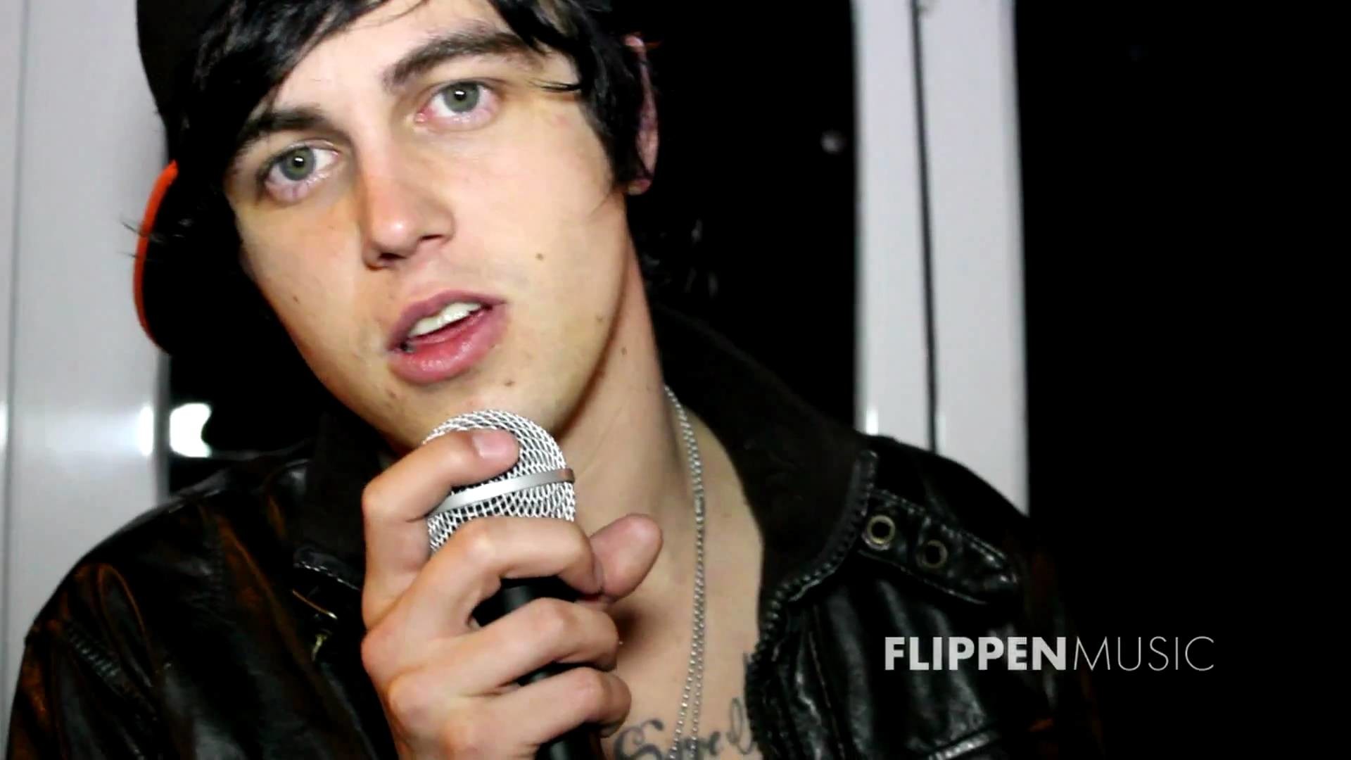 Kellin Quinn, Close-up, Microphone, Interview, Full HD, wallpaper for PC