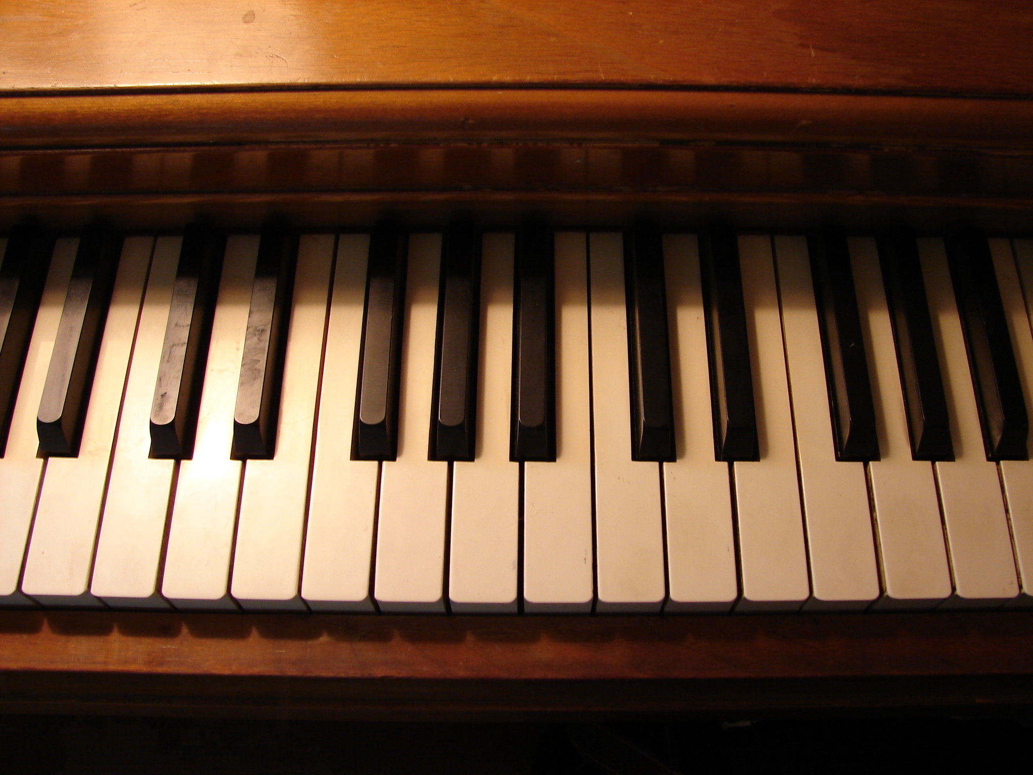 Клавиши классического пианино. Пианино. Клавиши фортепиано. Фортепиано. Клавиши фортепьяно.
