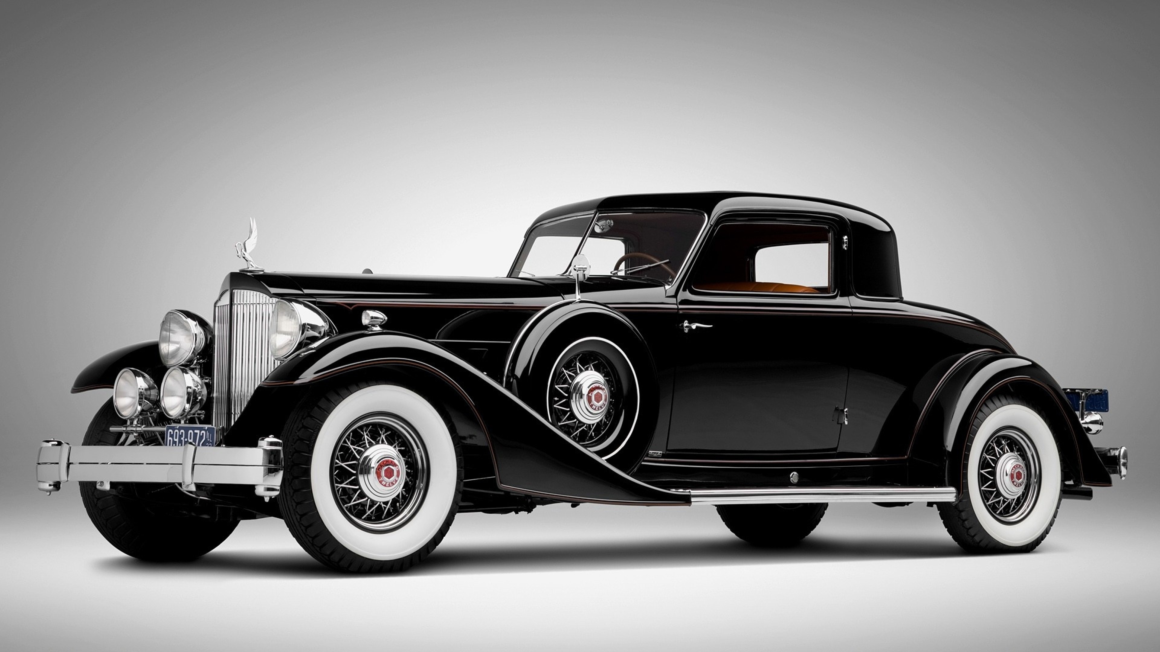 Rolls-Royce Phantom, Vintage car, Studio shot, Black car, 4K, desktop wallpaper