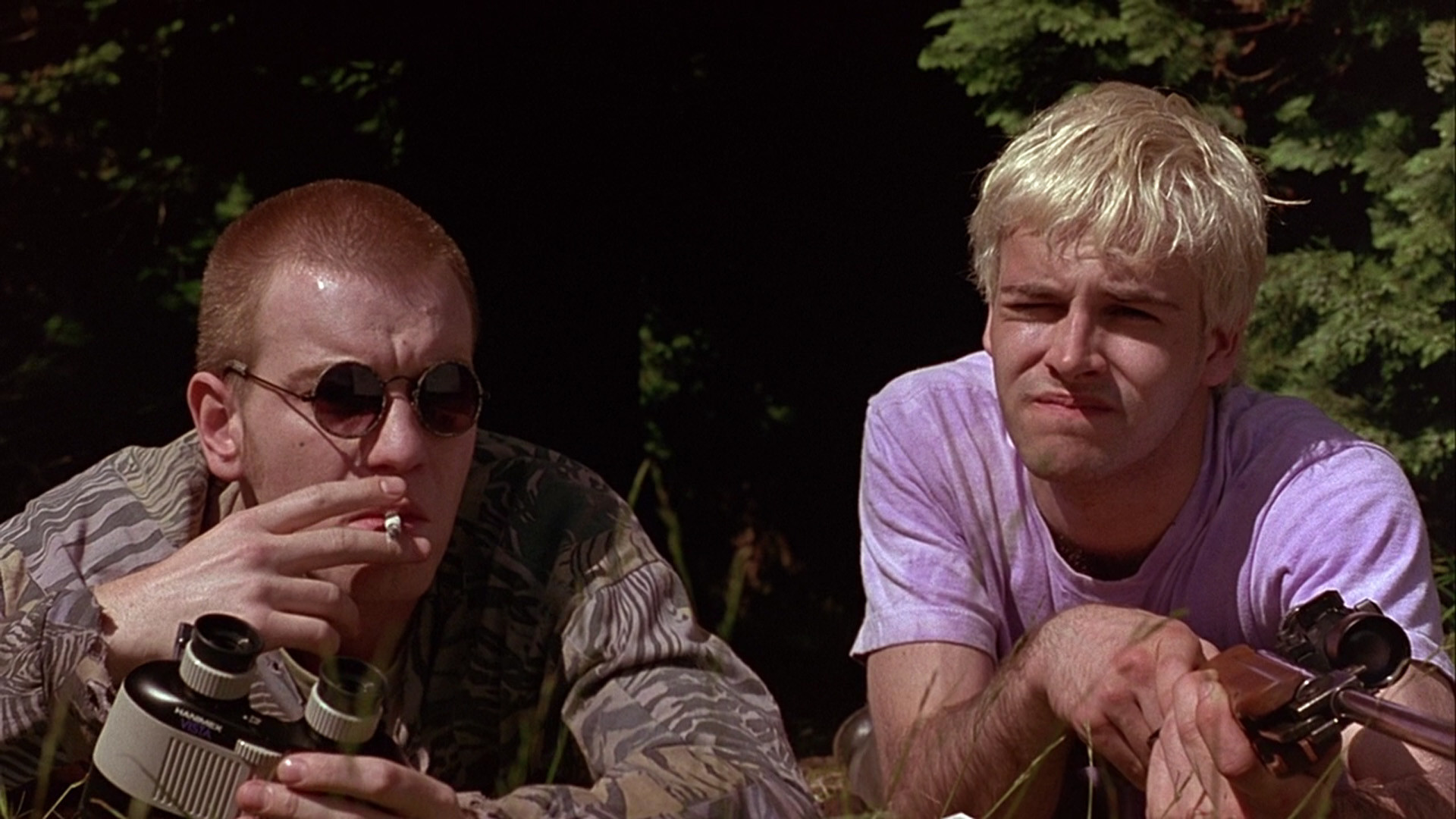 Trainspotting, Ewen Bremner, Jonny Lee Miller, Movie still, Woods, Widescreen Full HD wallpaper