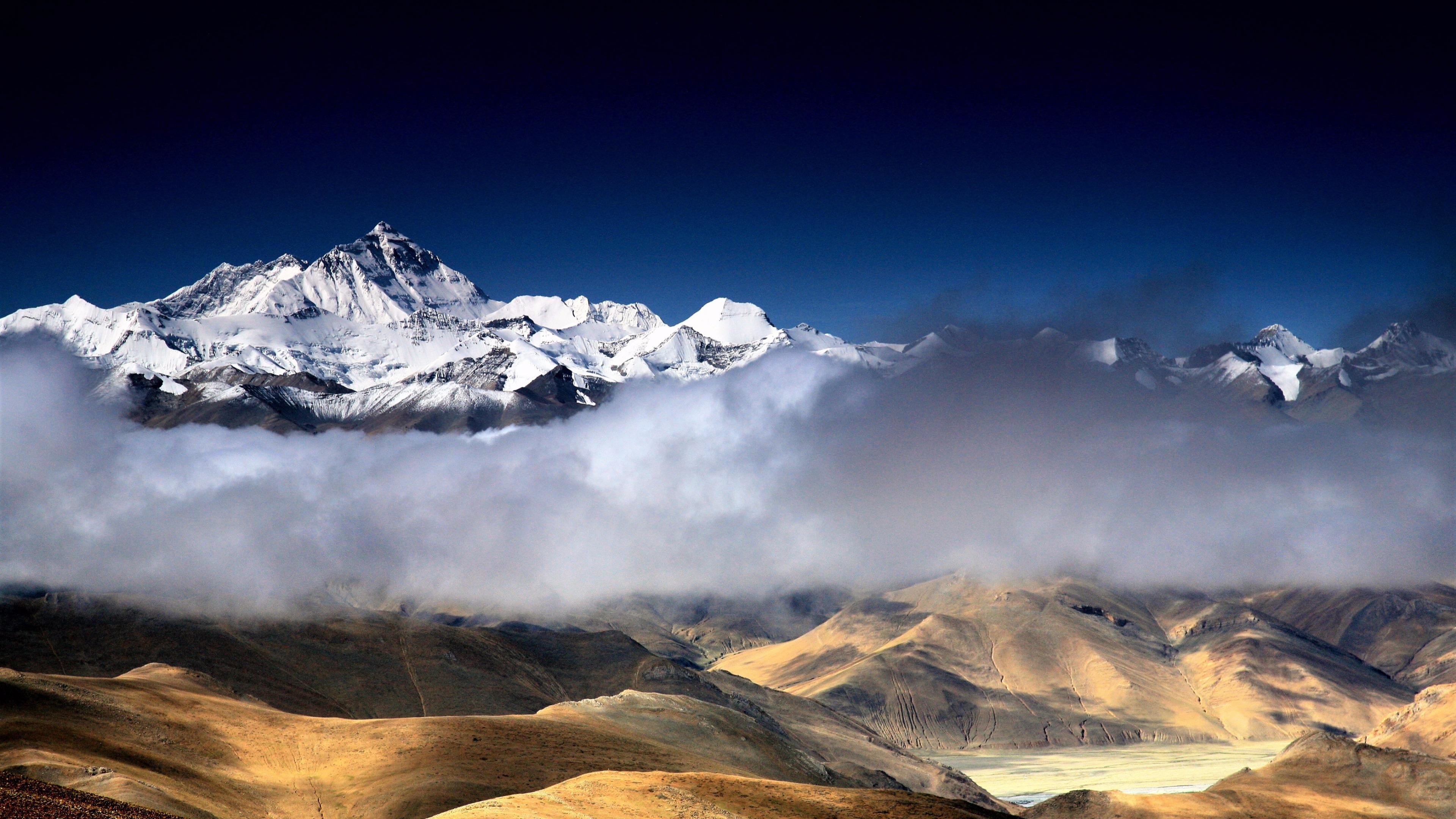 Гималаи море. Гималаи Эверест Джомолунгма. Гора Эверест (Джомолунгма). Гималаи. Тибет Гималаи. Горы : Гималаи (Эверест 8848м).