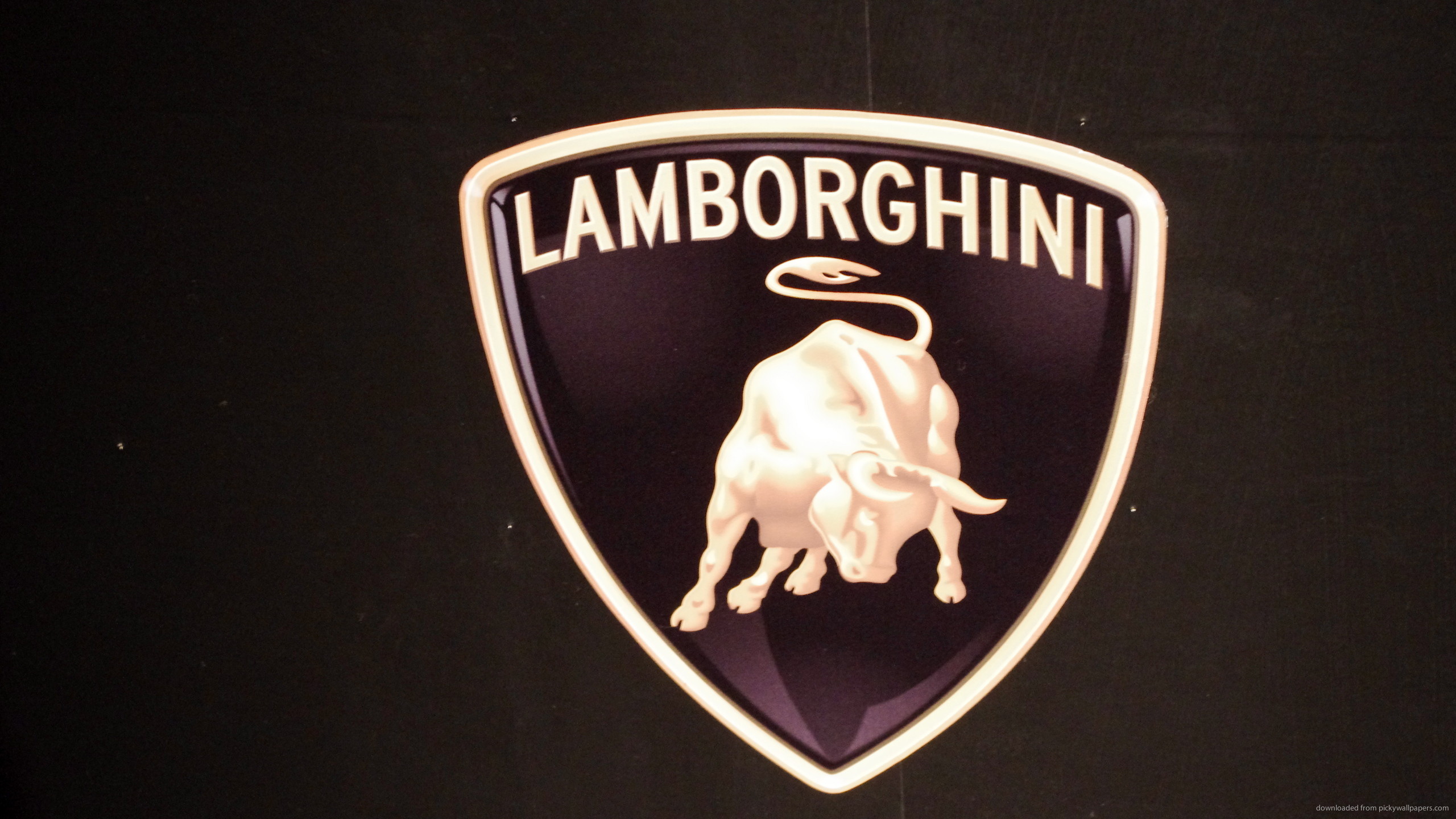 Новое лого ламборгини. Эмблема Ламборджини. Lamborghini logo iphone. Бык логотип Ламборгини. Значок Ламборгини на рабочий стол.