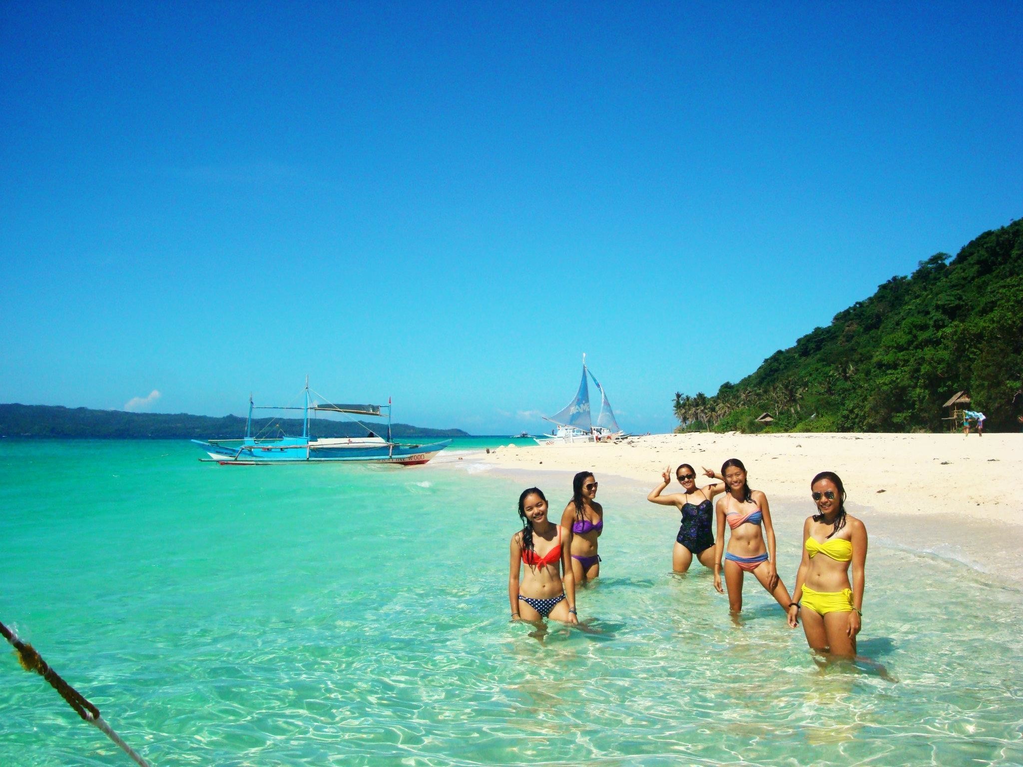 Куда поехать летом на отдых. Курорты Филиппин. Лучшие курорты Филиппины. Филиппины популярный курорт. Филиппины туристы.