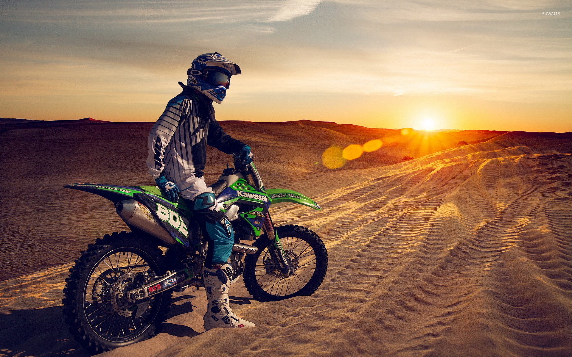 Kawasaki, Dirt bike, Motocross, Sand dunes, Desert, Sunset, 16:10 Full HD, widescreen wallpaper