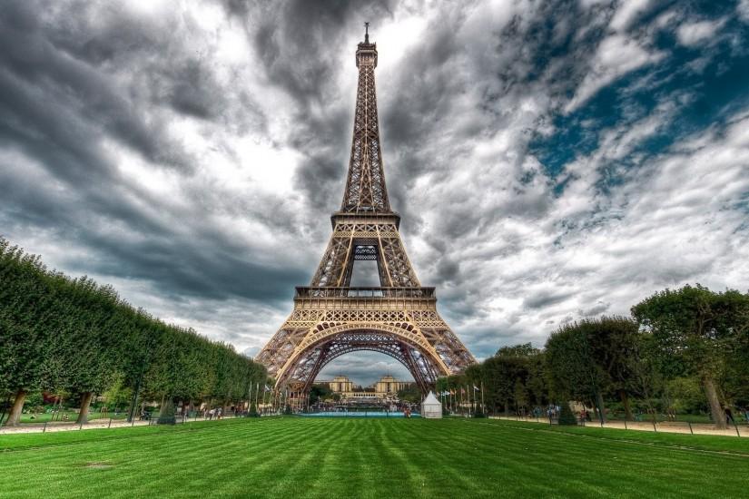 Eiffel Tower Wallpaper HD