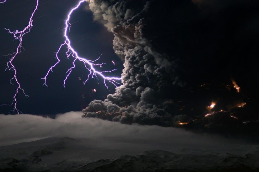 wallpaper.wiki-Lightning-Storm-Volcano-Wallpaper-PIC-WPD001931