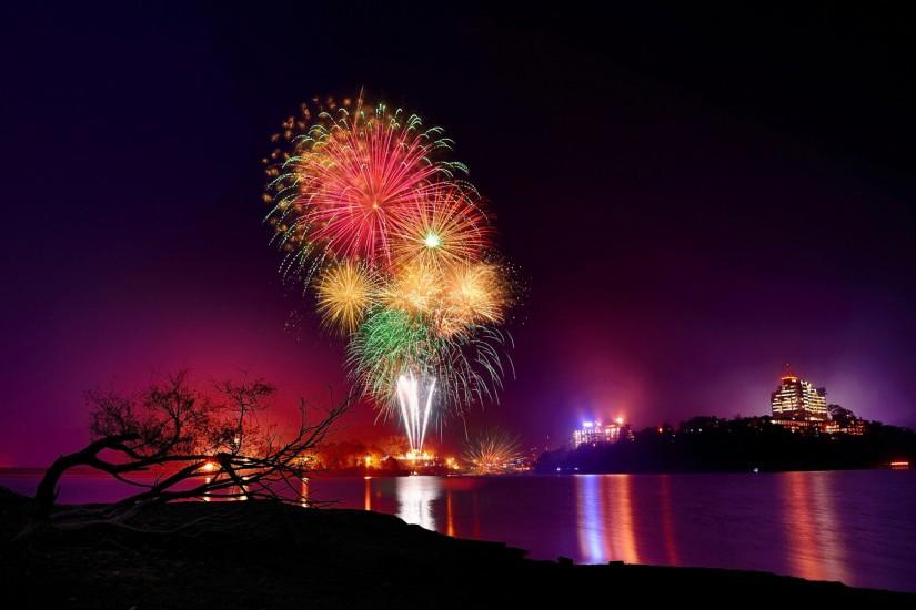 ... fireworks-wide-hd-wallpaper-download-fireworks-images-free.jpeg ...