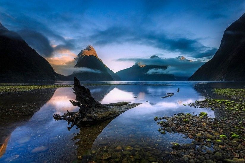 Title. Milford Sound ...