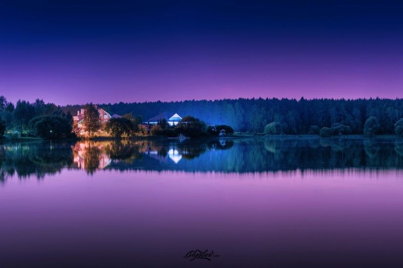 Nature / Purple reflections Wallpaper