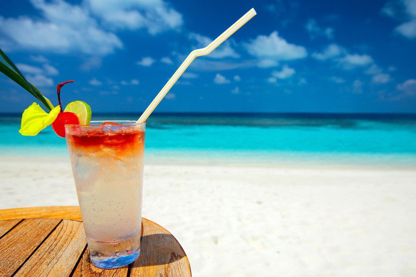 Paradise Beach Drink Wallpaper