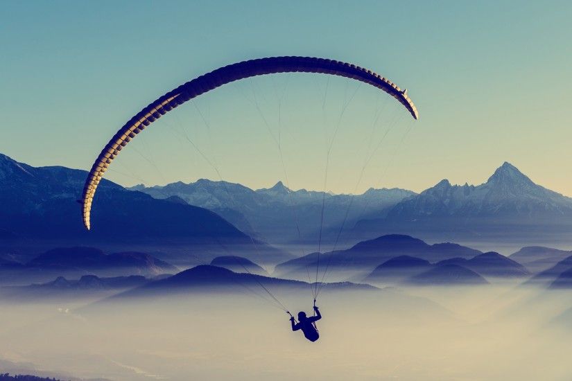 Paragliding Extreme Sports
