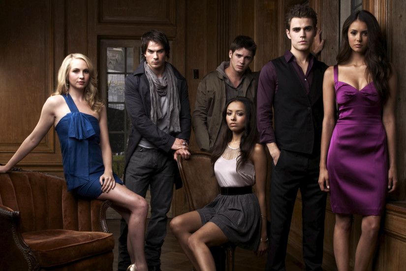 The Vampire Diaries Cast 2880x1800 wallpaper