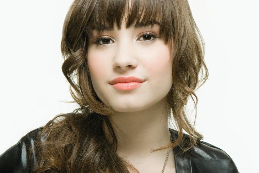 Demi Lovato Desktop Images.
