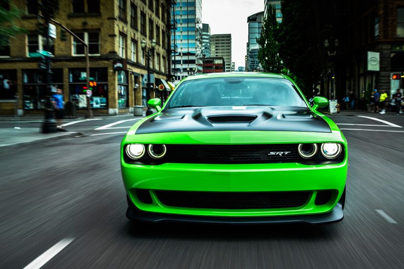Dodge Challenger Hellcat Green