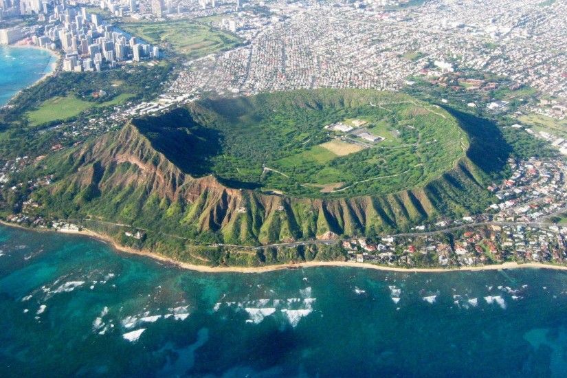 File:Head East Aerial View, Waikiki and Honolulu Hawaii, Summer, Winter â¡