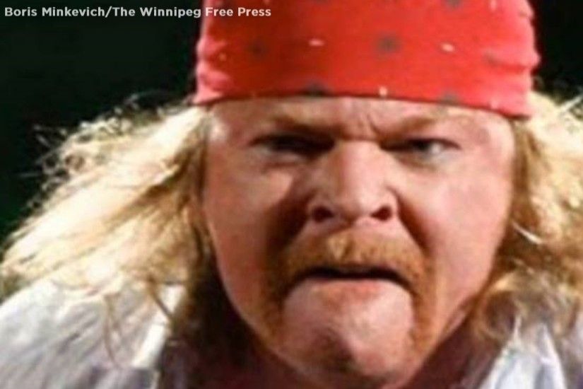 Axl Rose sends notice to Google, demands 'fat photos' be removed |  Globalnews.ca