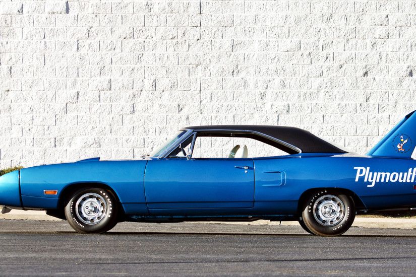 1970 Plymouth Road Runner Superbird picture