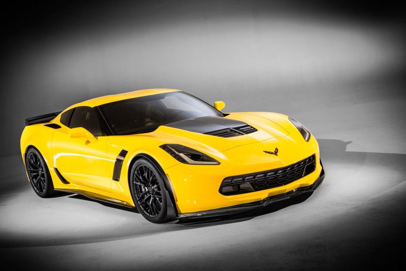 Yellow 2015 Chevrolet Corvette Wallpaper 1667
