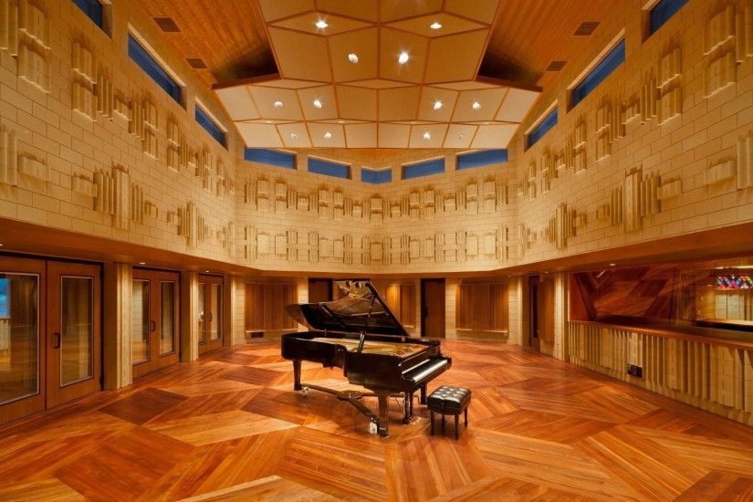 Piano In The Manifold Recording Studio