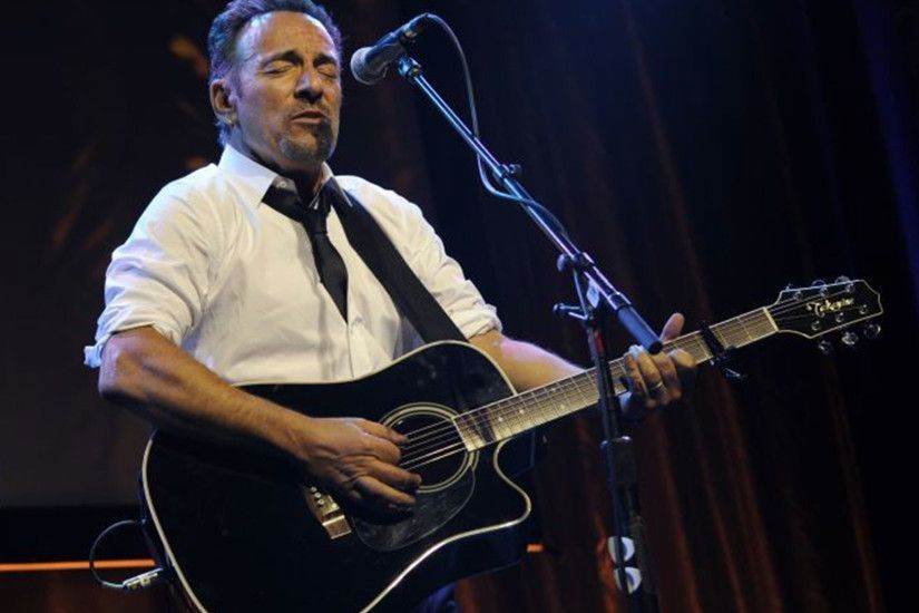 Bruce Springsteen writes first children's book about bank-robber Outlaw  Pete | The Independent