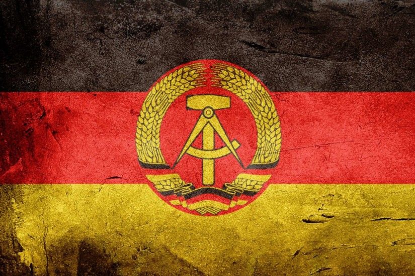 Misc - Flag of East Germany Wallpaper