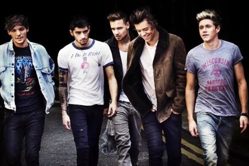 Midnight Memories is a song recorded by English-Irish boy band One Direction  from their third studio album of the same name.
