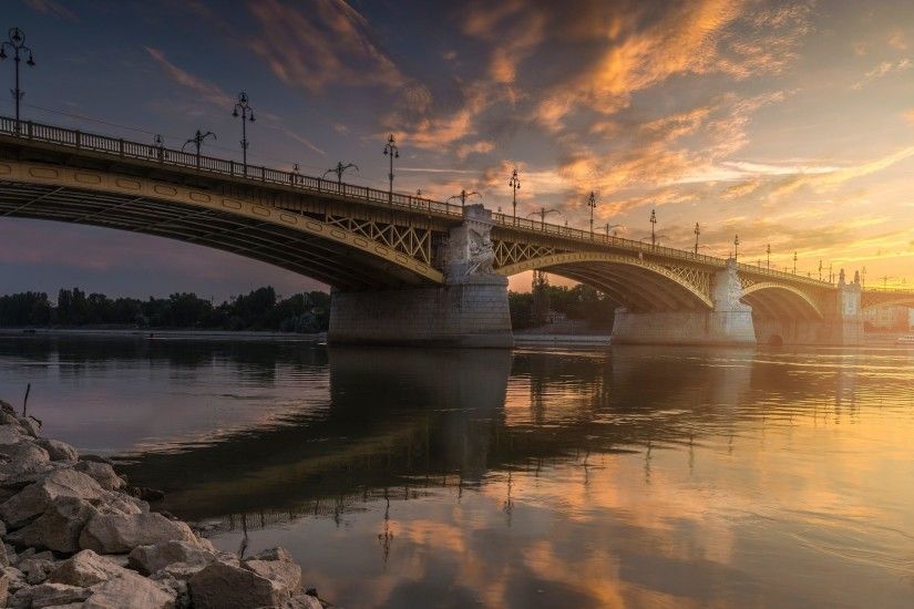 Title. Sunset at Budapest