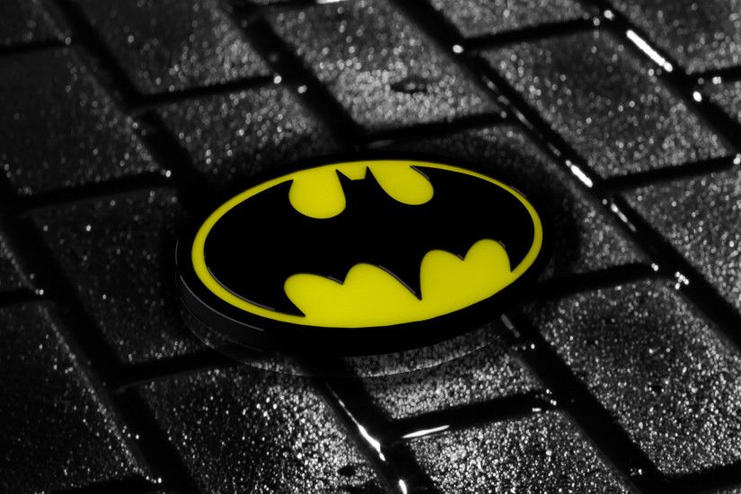 10. batman-logo-wallpaper-HD-Download7-600x338