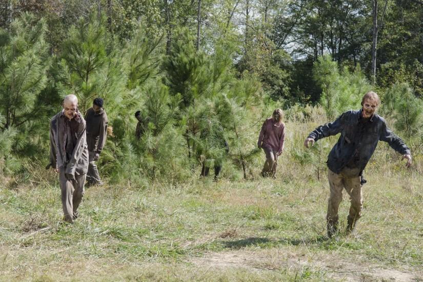 'The Walking Dead' Season 5, Episode 14 Review: Betrayal And Redemption