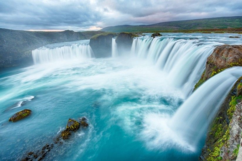 Beautiful Waterfalls HD Wallpaper