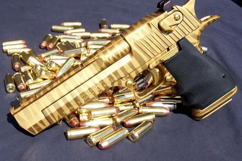 Gold Guns Wallpaper