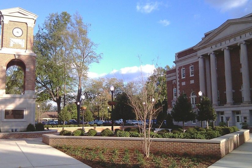 Malone Hood Plaza University of Alabama Wallpaper HD | Download .
