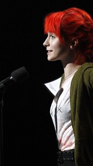 1080x1920 Hayley Williams Profile View Singer Mic