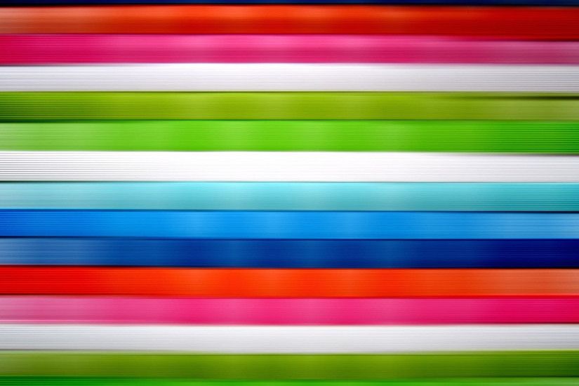 Horizontal colorful stripes wallpaper