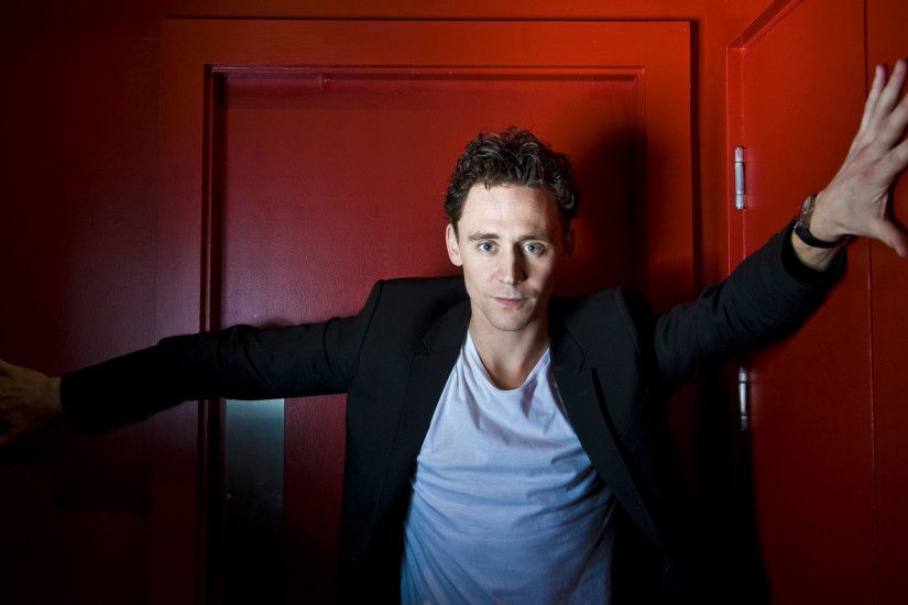 Tom Hiddleston Photos