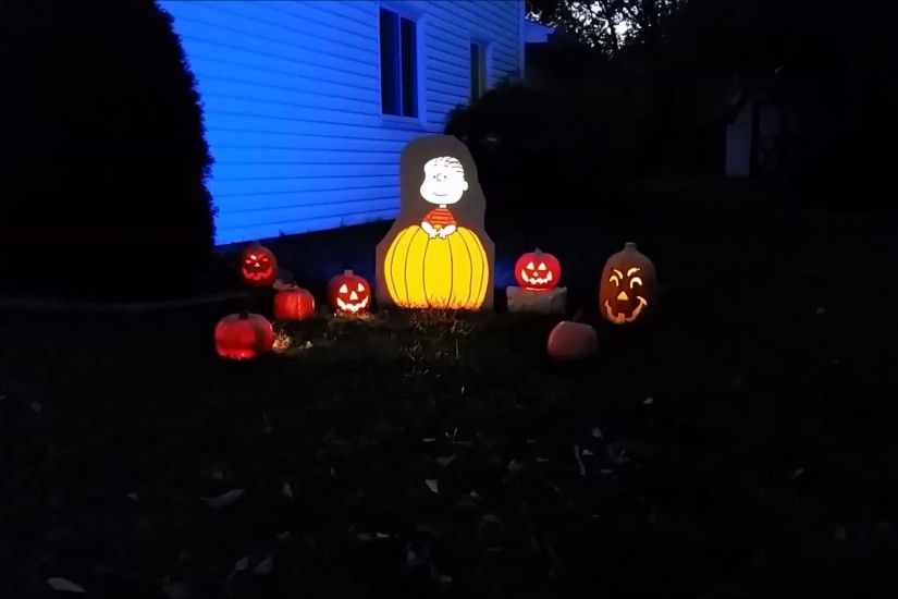 Linus Display - Waiting For The Great Pumpkin - YouTube