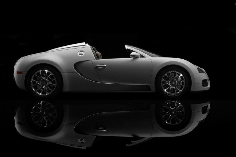 Silver Bugatti Veyron wallpaper