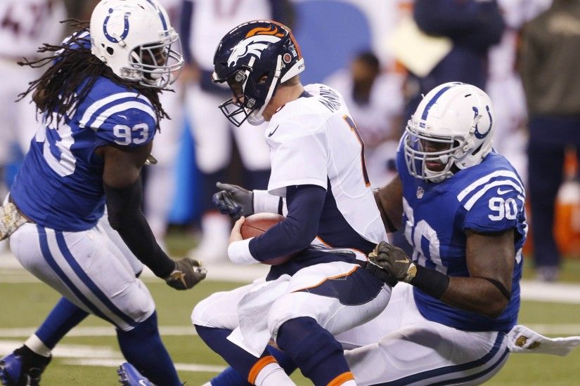 Peyton Manning injured foot in Colts loss will he play on Sunday