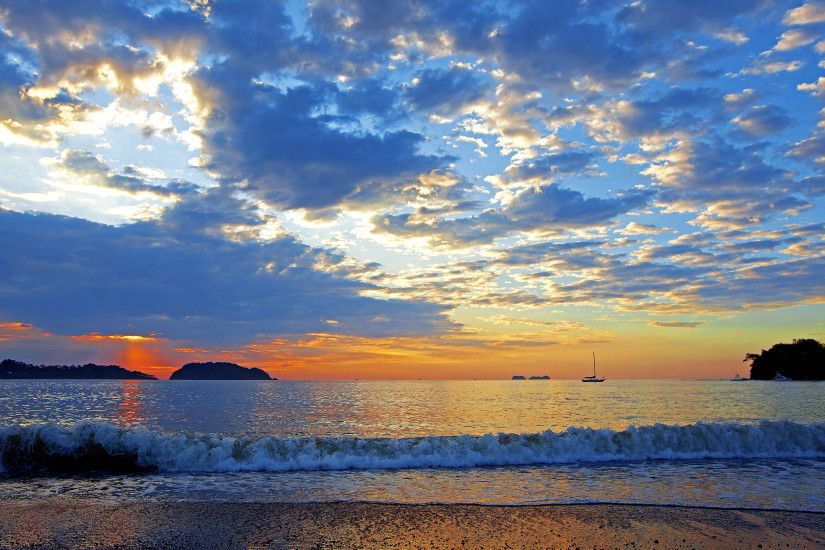 Wallpaper of colorful sunset in the Guancaste, Costa Rica - Beach Wallpapers