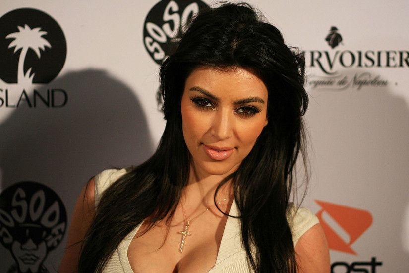 Kim Kardashian 40