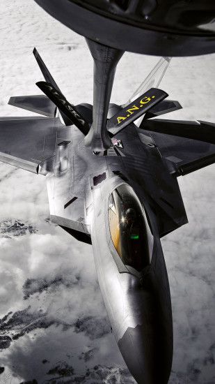 Lockheed Martin F-22 Raptor Wallpaper