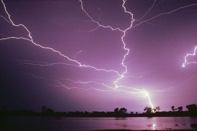 Free Thunderstorm Photos, March 28, 2017 0.18 Mb