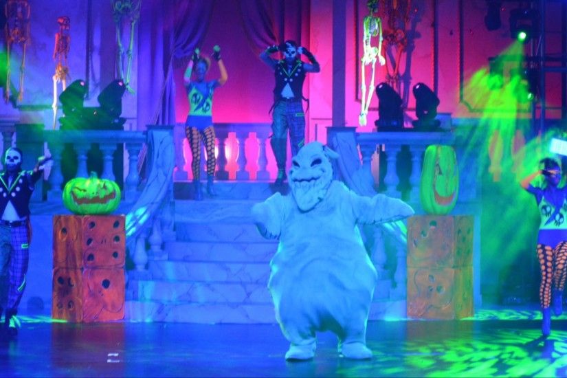Oogie Boogie's Freaky Funhouse Show Intro and Finale featuring Oogie Boogie  at Villains Unleashed