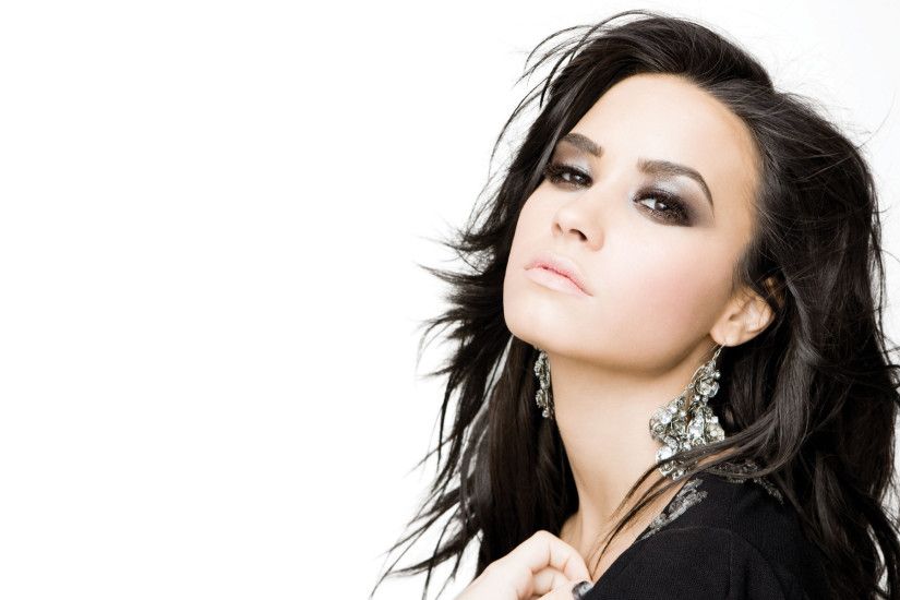 Music - Demi Lovato Wallpaper